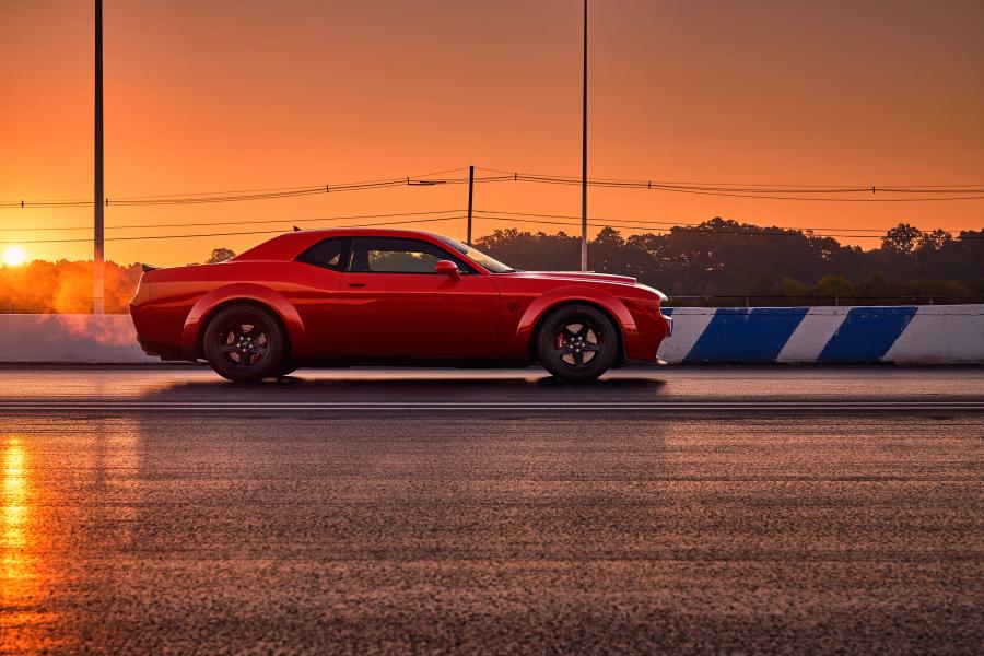  Dodge Challenger SRT Demon 2017 года  (фото 15 из 181)